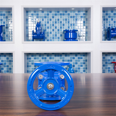Z45X-16 Elastis Lembut Seal Gate Valve F4 QT450 DN100 Pn16 Flange Berakhir